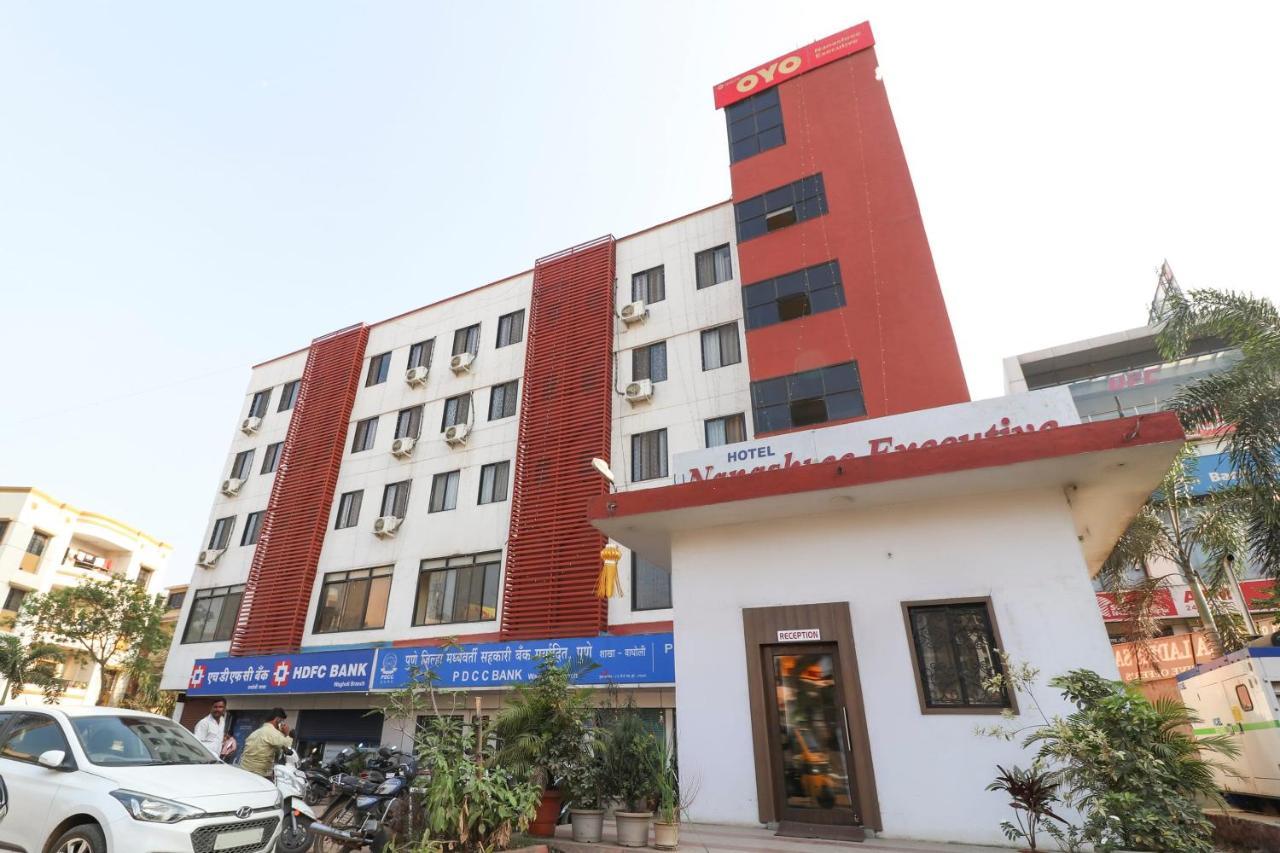 Oyo 10679 Hotel Nanashree Executive Vagholi Dış mekan fotoğraf